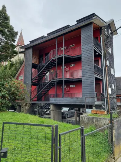 Se vende oficina en el Centro de puerto varas